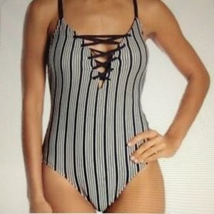 NWOT Women's NAUTICA Swimsuit